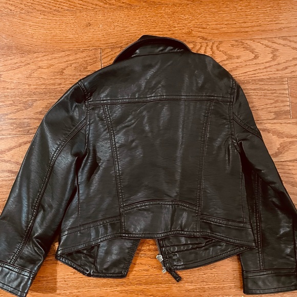 Abercrombie Kids Faux Leather Jacket Size 5/6 - Picture 4 of 4